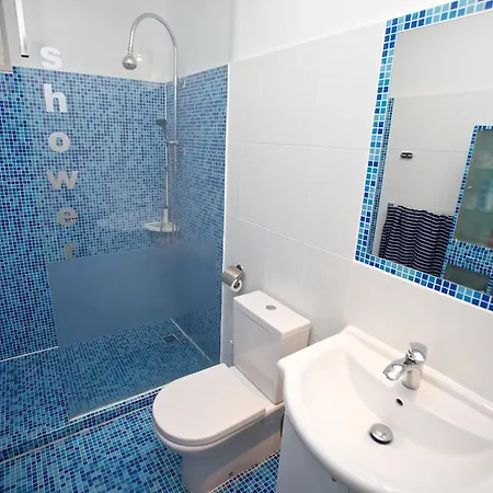 Апартаменты 3 A-10, A-11 And A-12 , 4-4-6 Beds Bobovisca